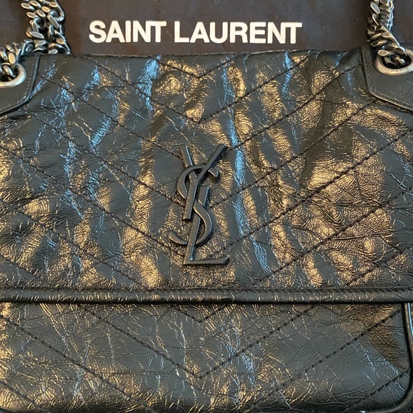 YSL Medium Saint Laurent crinkle calf Flap bag - Picture 7 of 15